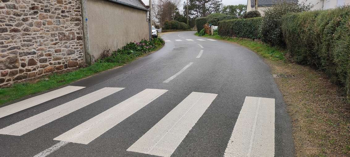 danger absence de trottoir 